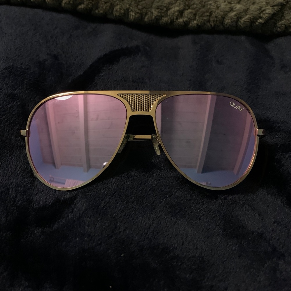 oversized quay australia sunglasses!